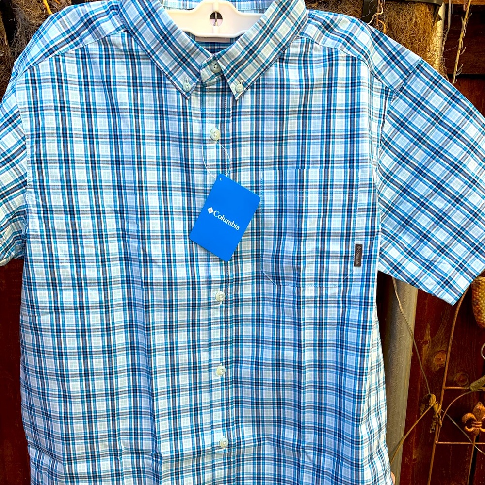 Columbia short sleeve button up shirt